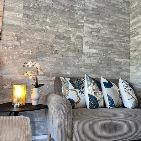 Apartment Komfortappartement Mit Terraasse