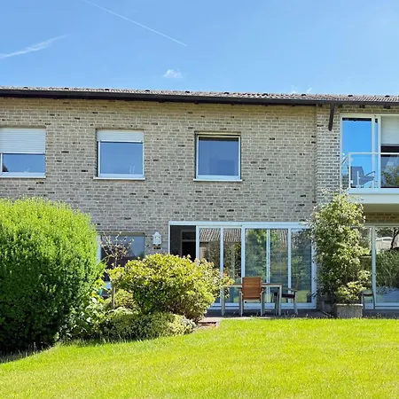 شقة Komfortappartement Mit Terraasse