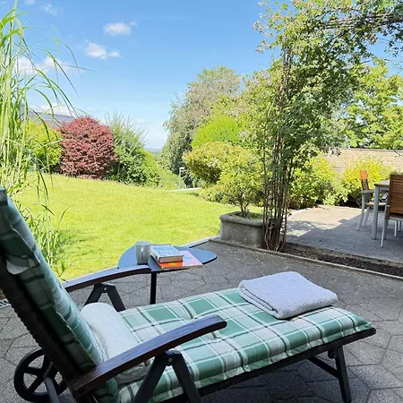 شقة Komfortappartement Mit Terraasse وبرتال