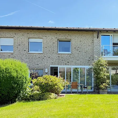 شقة Komfortappartement Mit Terraasse